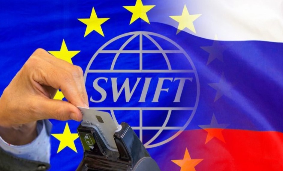 ЕС одобри изключването на 7 руски банки от системата SWIFT,
